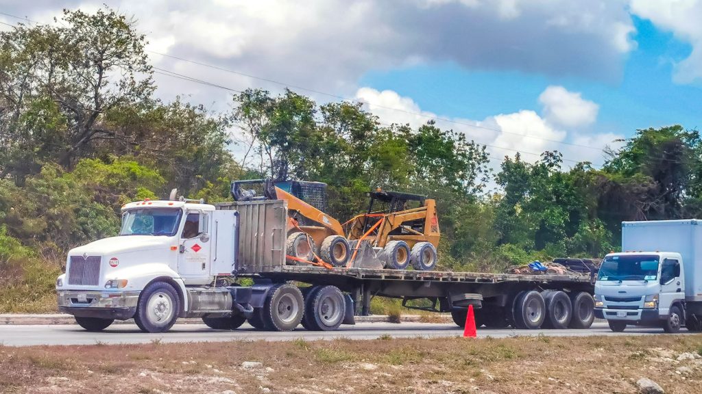 Construction transportation accident scene reviewed by an expert witness