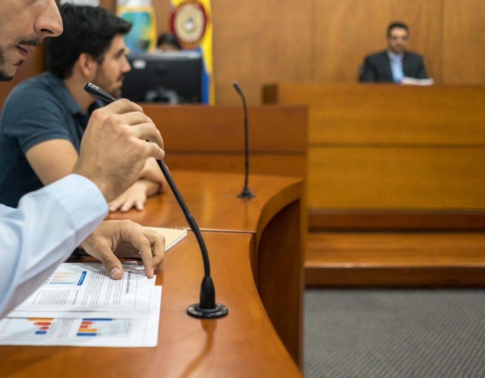 expert-witness-heavy-equipment-litigation Heavy equipment inspection expert providing litigation support in court