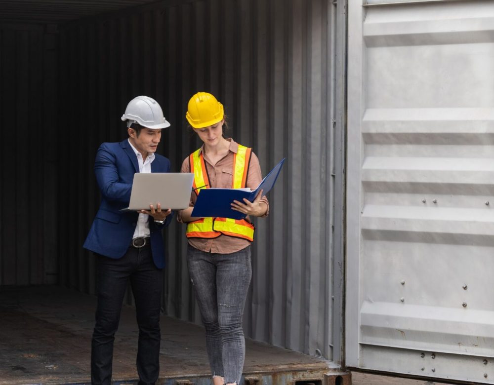 transportation-warehouse-case-review-expert Expert reviewing transportation and warehouse case files for litigation support
