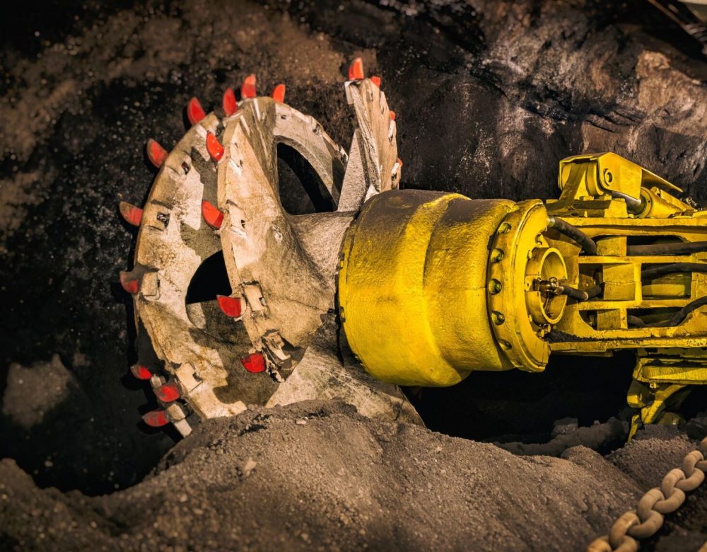 Illustration of trenchless construction techniques including HDD and pipe bursting used in utility projects